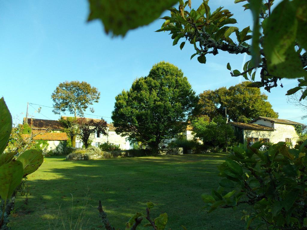 Bed and Breakfast La Lunaire Verteillac Номер фото