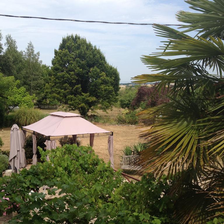 Bed and Breakfast La Lunaire Verteillac Экстерьер фото